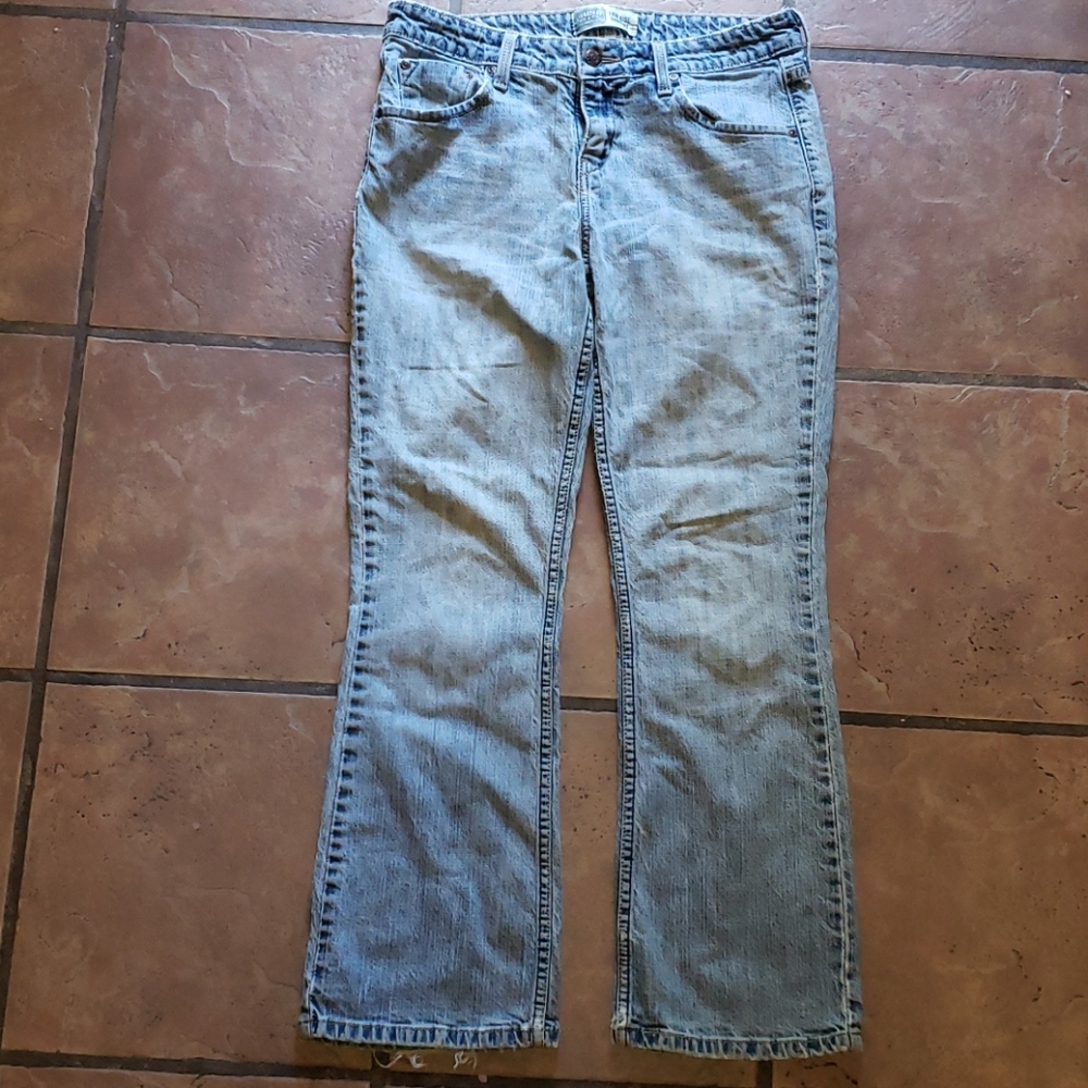 Levi's